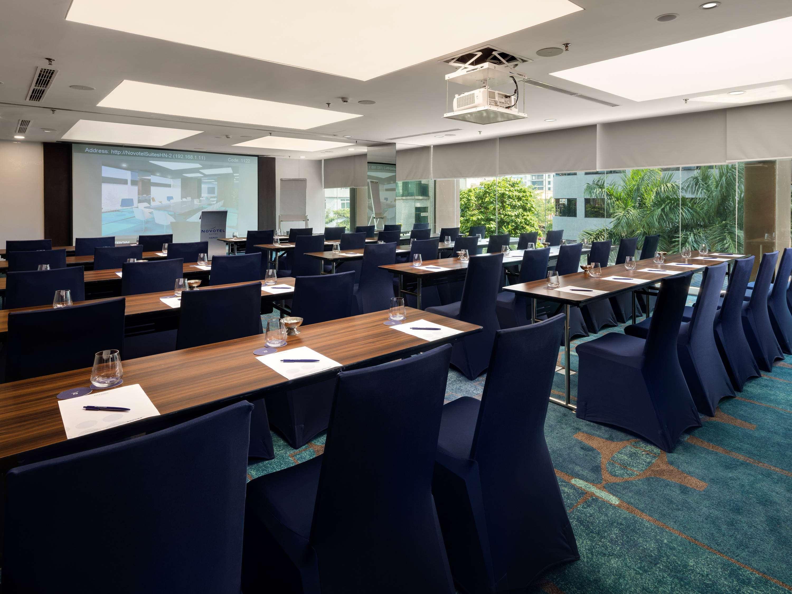 Novotel Suites Hanoi Buitenkant foto