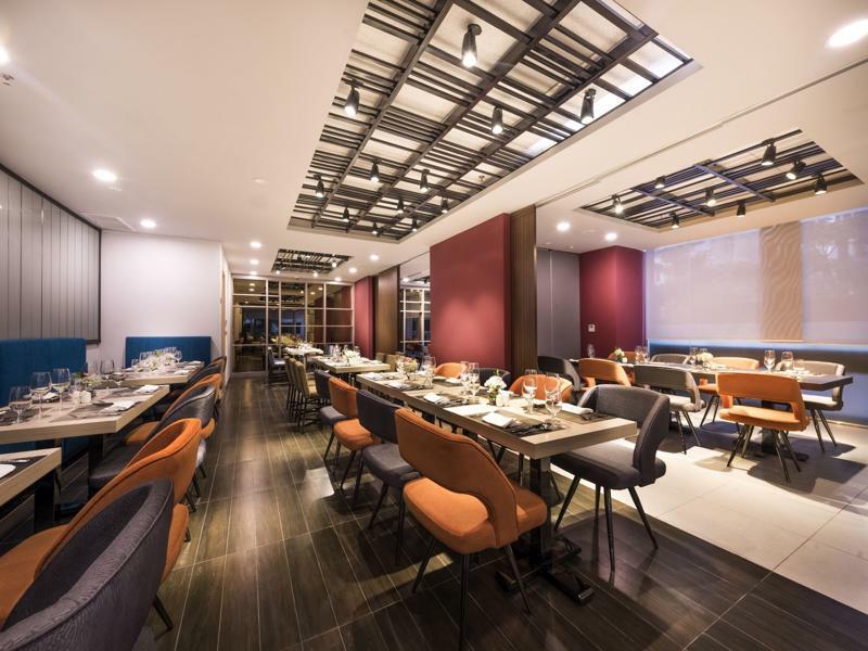 Novotel Suites Hanoi Buitenkant foto